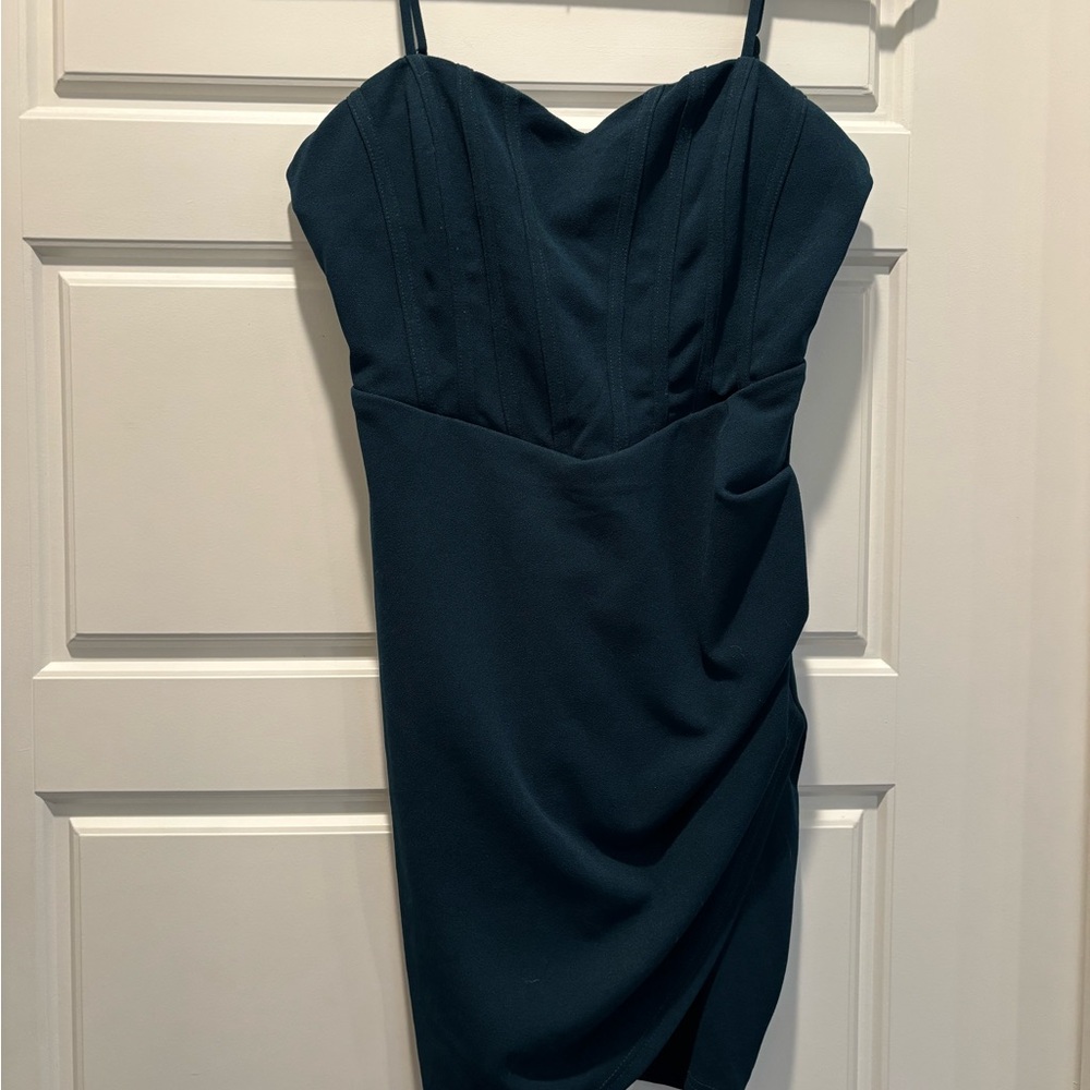 Chic Black Strapless Mini Dress